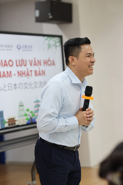 TGĐ Tâm Việt Education phát biểu