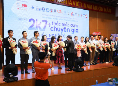 School Tour: 2K7 Thắc Mắc Cùng Chuyên Gia - Hiểu Nghề Tối Đa 2 456A7098 1