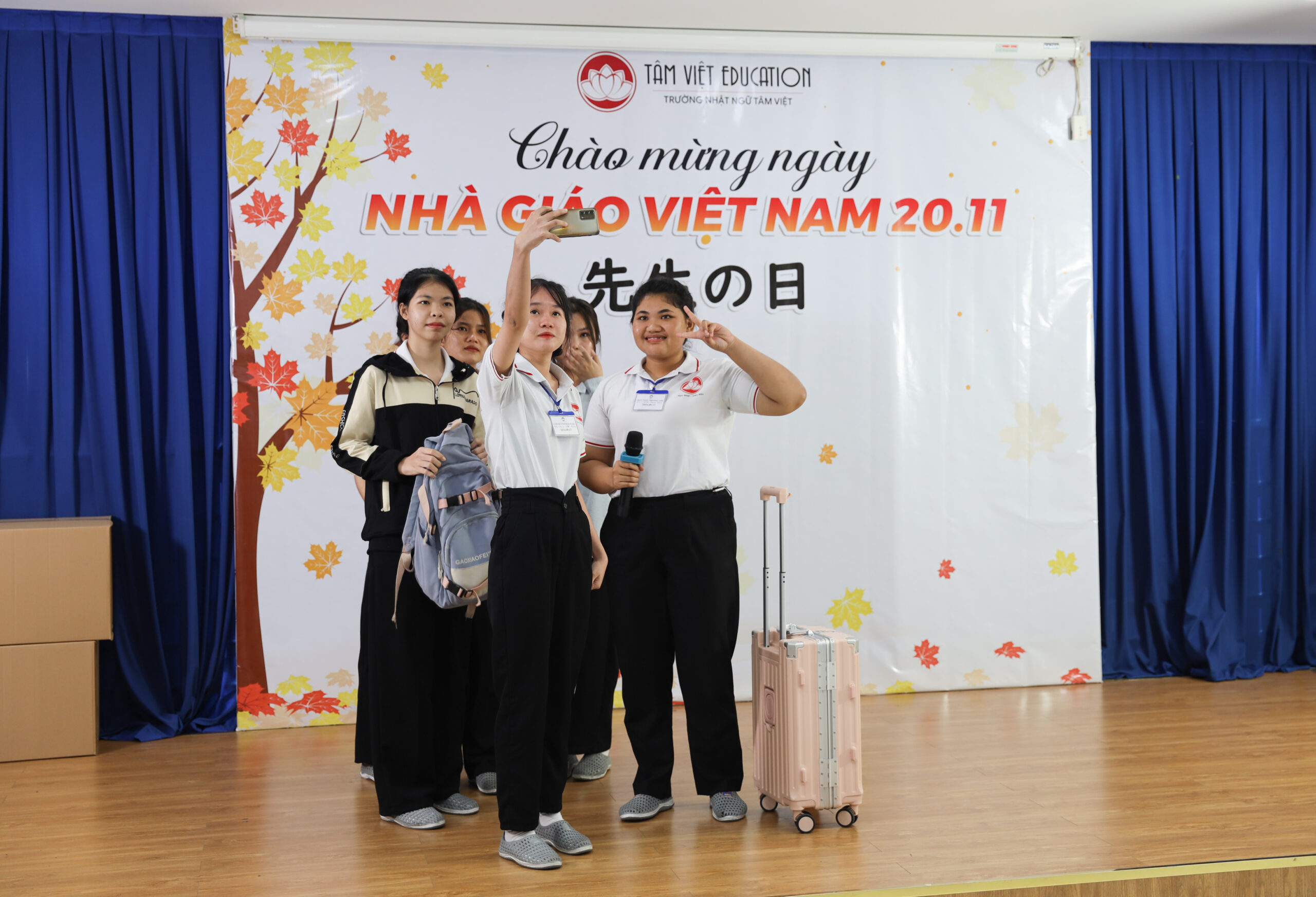 CÓ MỘT 20.11 NHƯ THẾ…  18 người thầy đầu tiên