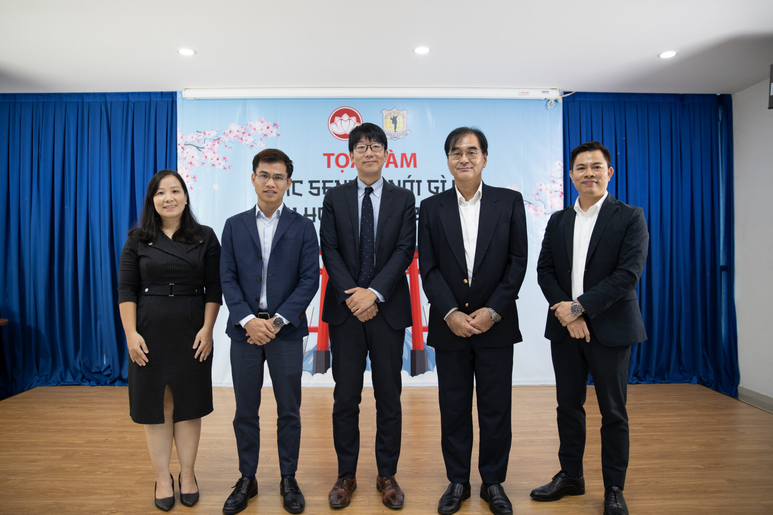 diễn giả buổi tọa đàm